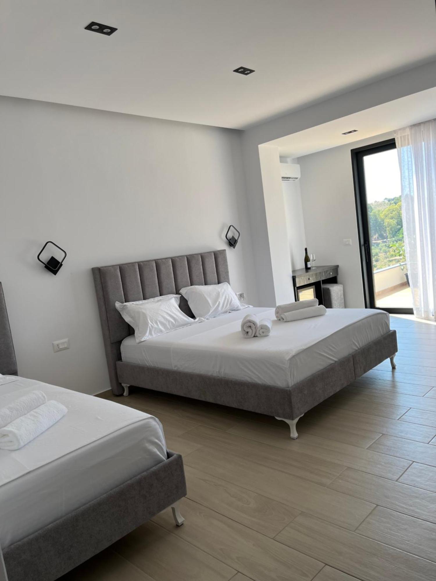 Hotel Del Mare à Saranda Extérieur photo