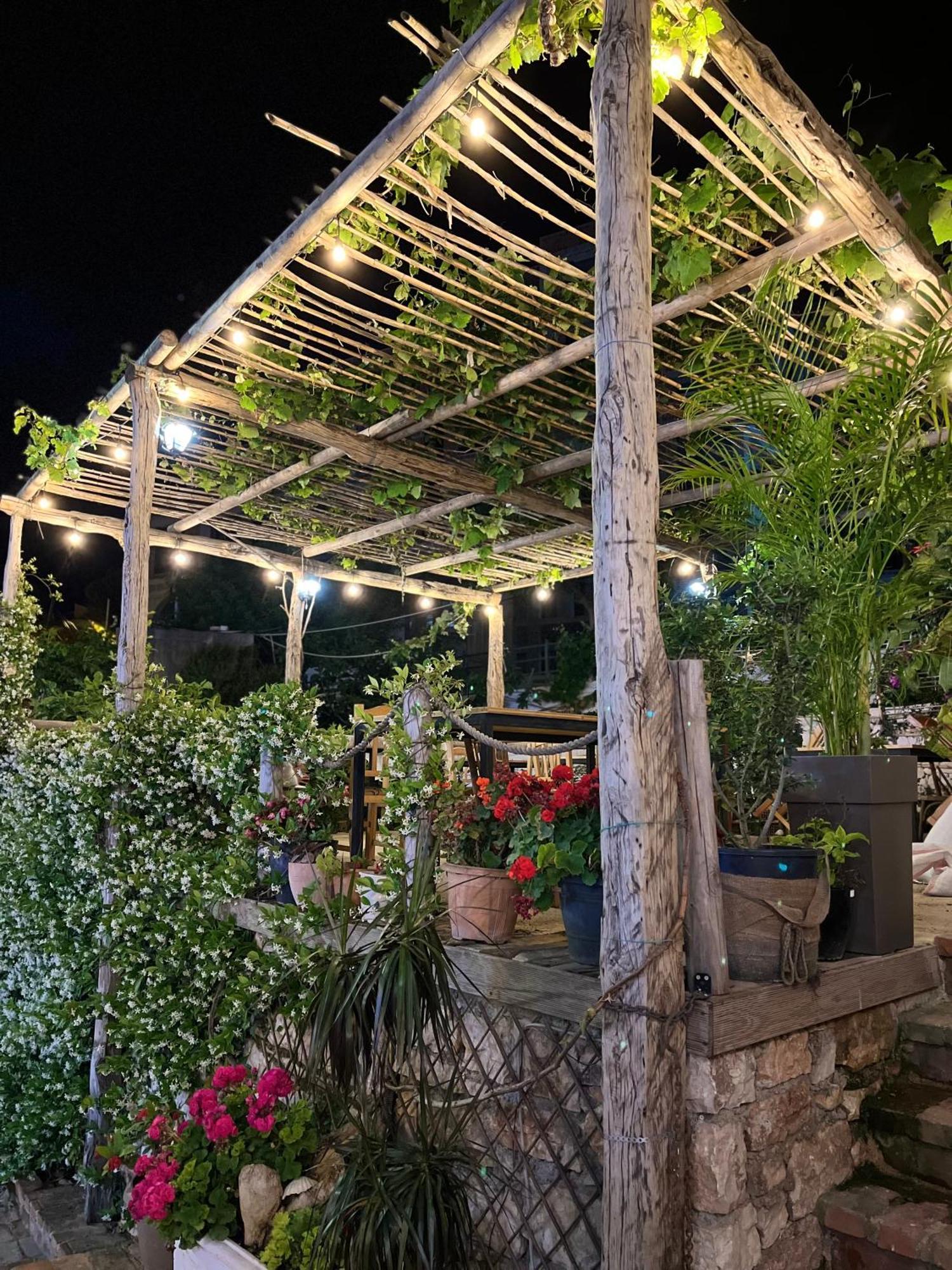 Hotel Del Mare à Saranda Extérieur photo